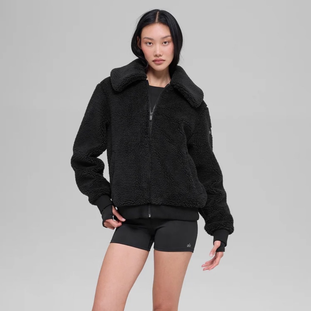 ALO Yoga Sherpa Downtown Jacket, Black, Small - Picture 2 of 7